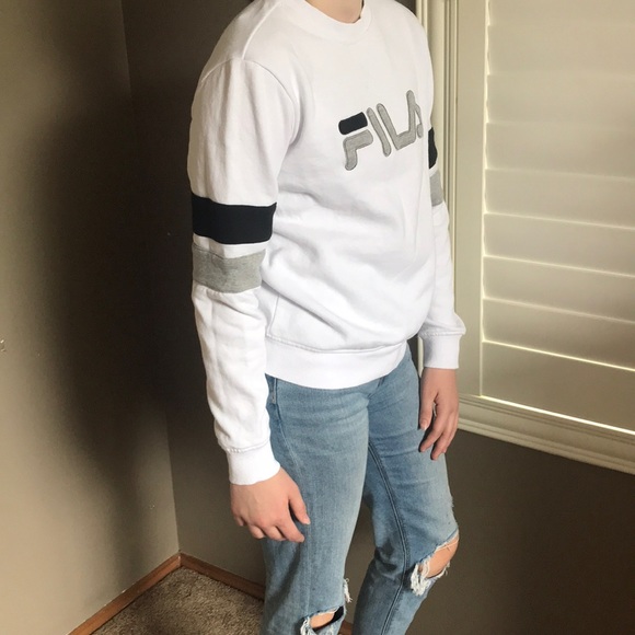 Sweatshirt - Picture 2 of 3